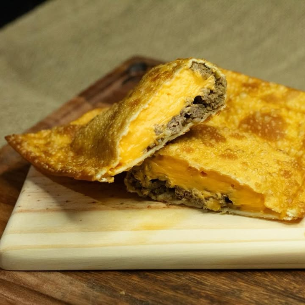 Pastel de Carne + Cheddar